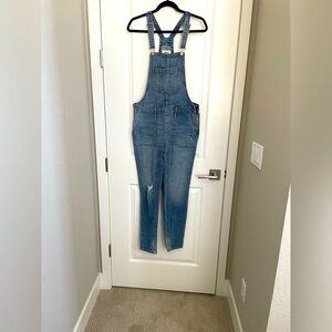 Old Navy Denim Jean Overalls Size 2  Coastal Cowgirl Classic Chic  EUC